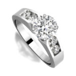 Engagement ring center diamond