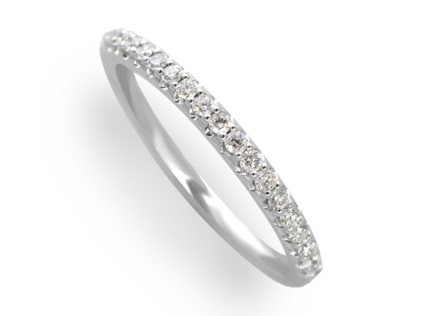 Diamond wedding ring band