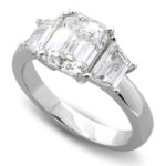 Engagement ring emerald shape diamonds LR9119